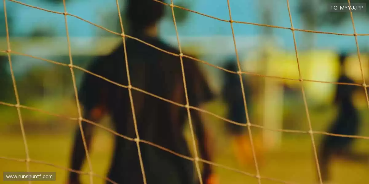 热血赛事，巅峰对决！🔥⚽ 每一次心跳都为冠军而战！